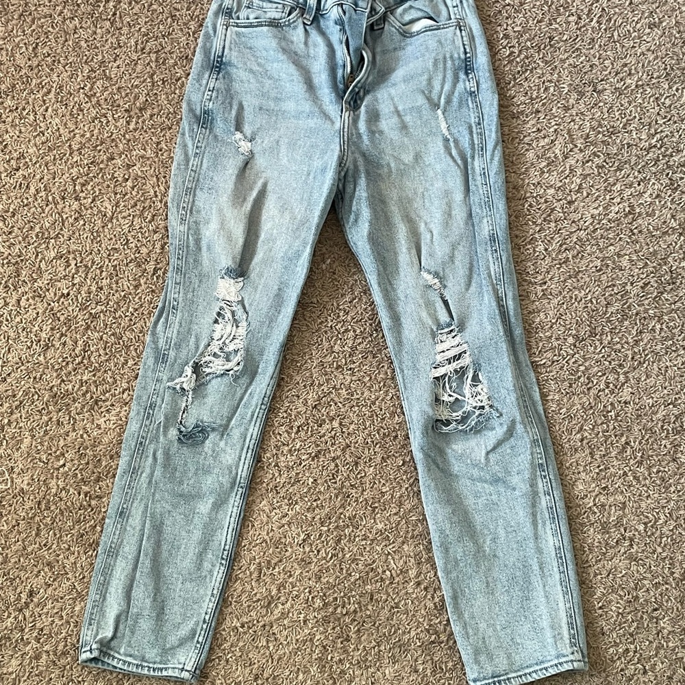 Worn a couple times very comfortable and cute